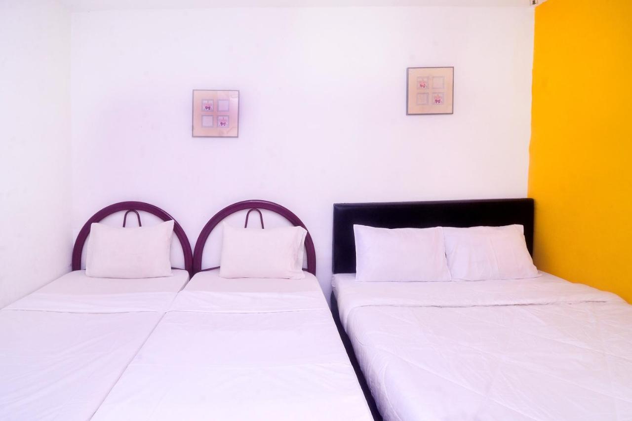 Spot On 89886 Backpacker'S Stay Services Kuching Exterior foto