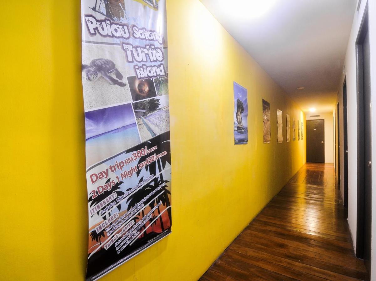 Spot On 89886 Backpacker'S Stay Services Kuching Exterior foto